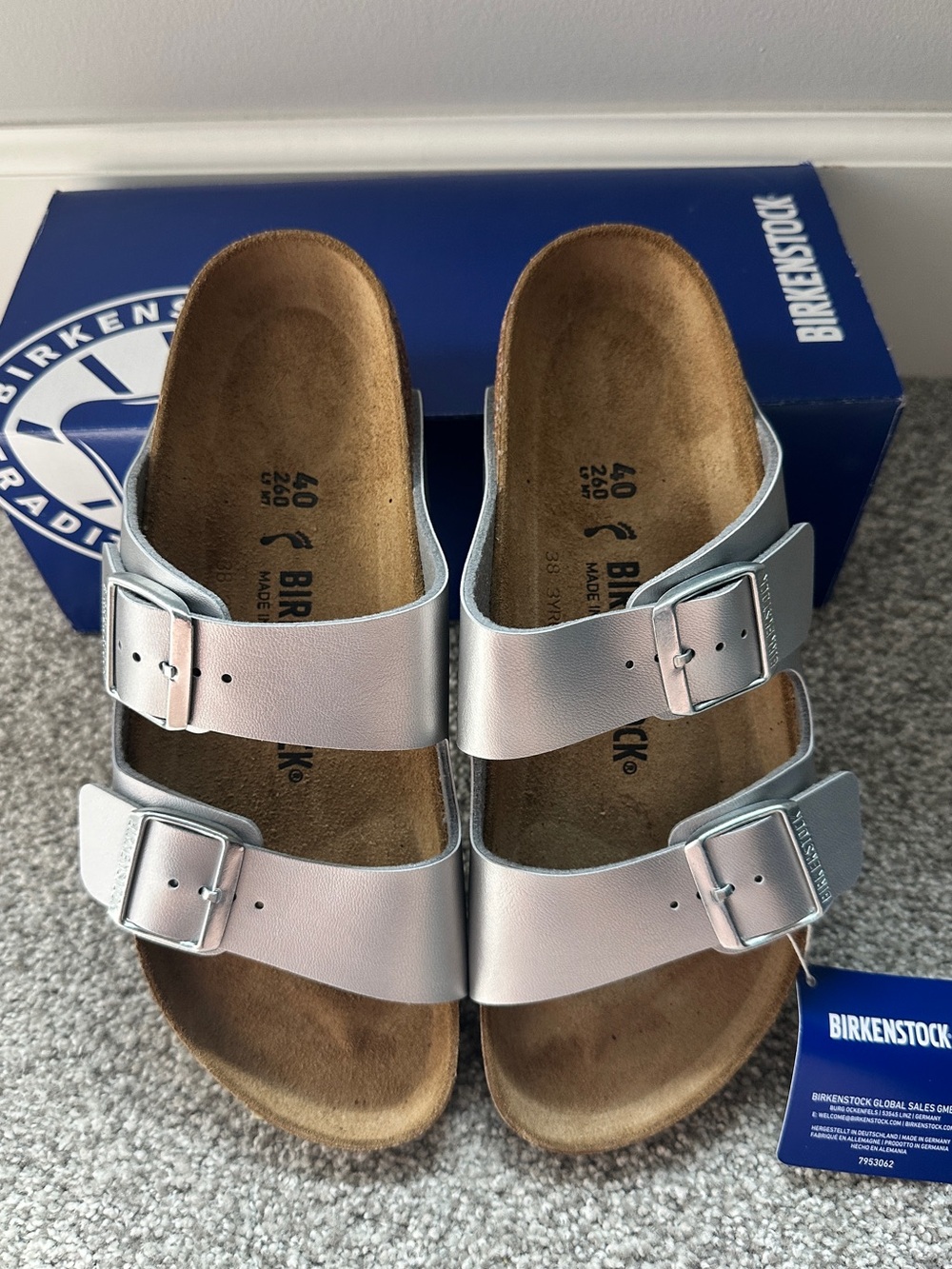 🩷NIB Birkenstock Arizona Double-Strap Sandals Metallic Silver 40 Womens 9